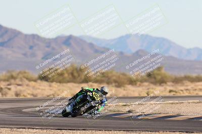 media/Dec-07-2025-CVMA (Sun) [[3e7d2de5dc]]/Race 17-Amateur Formula Middleweight/